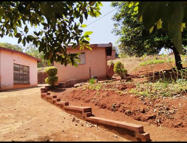 2 BEDROOM HOUSE FOR SALE IN PHIPHIDI